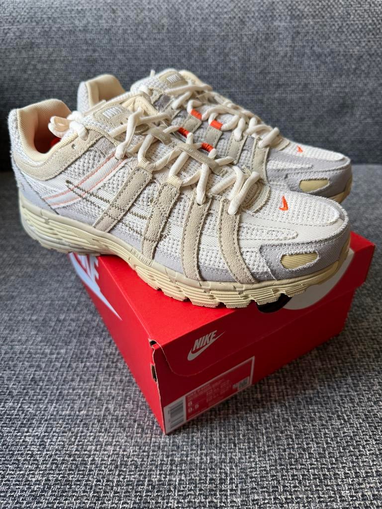 Nike P-6000 - Maat 41 - Nieuw in doos, Wit, Nieuw, Ophalen of Verzenden, Sneakers of Gympen