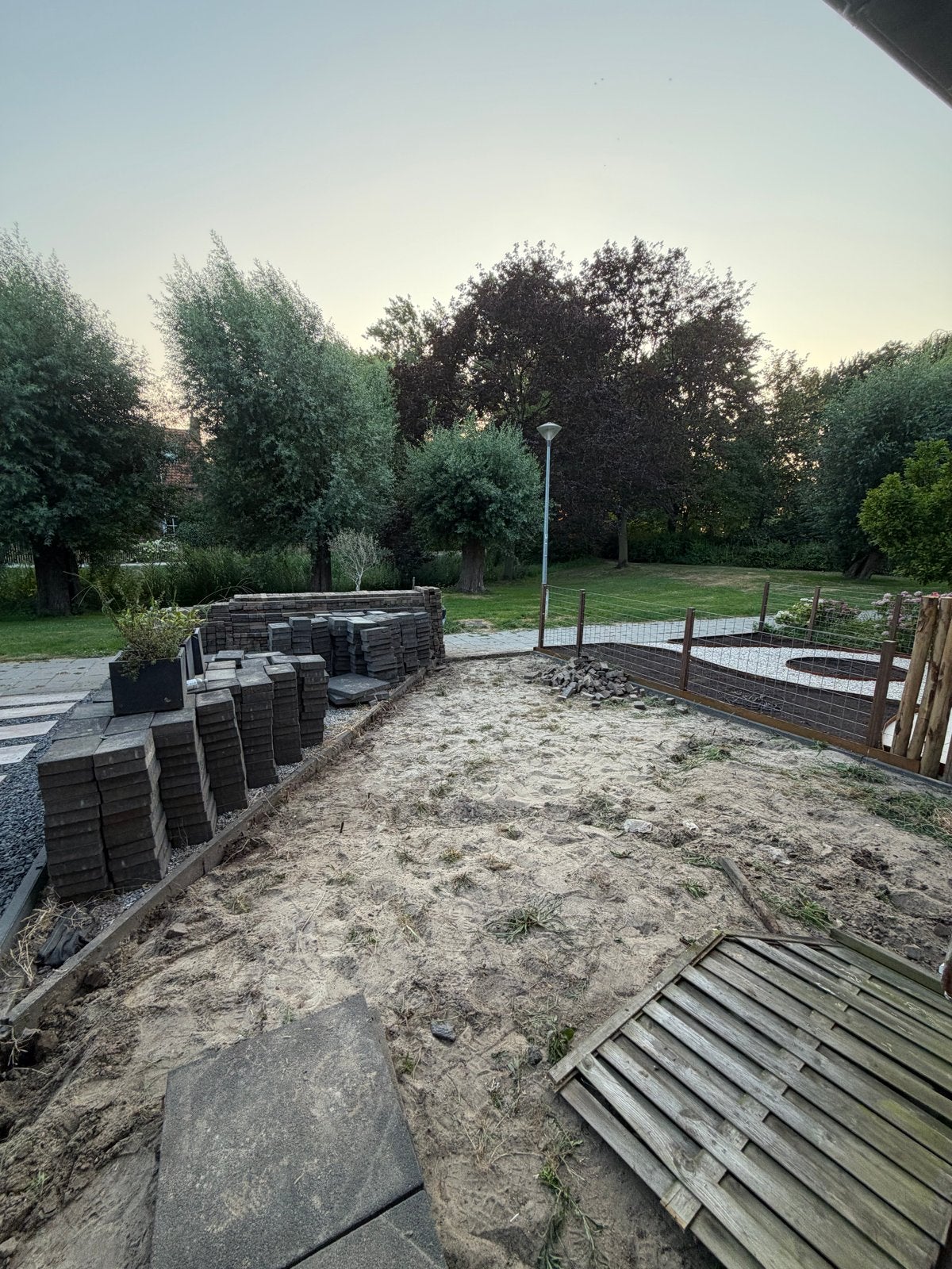 Gebruikte betonnen terrastegels 5x20cm (de kleintjes), Ophalen, Gebruikt, Klinkers, 10 m² of meer