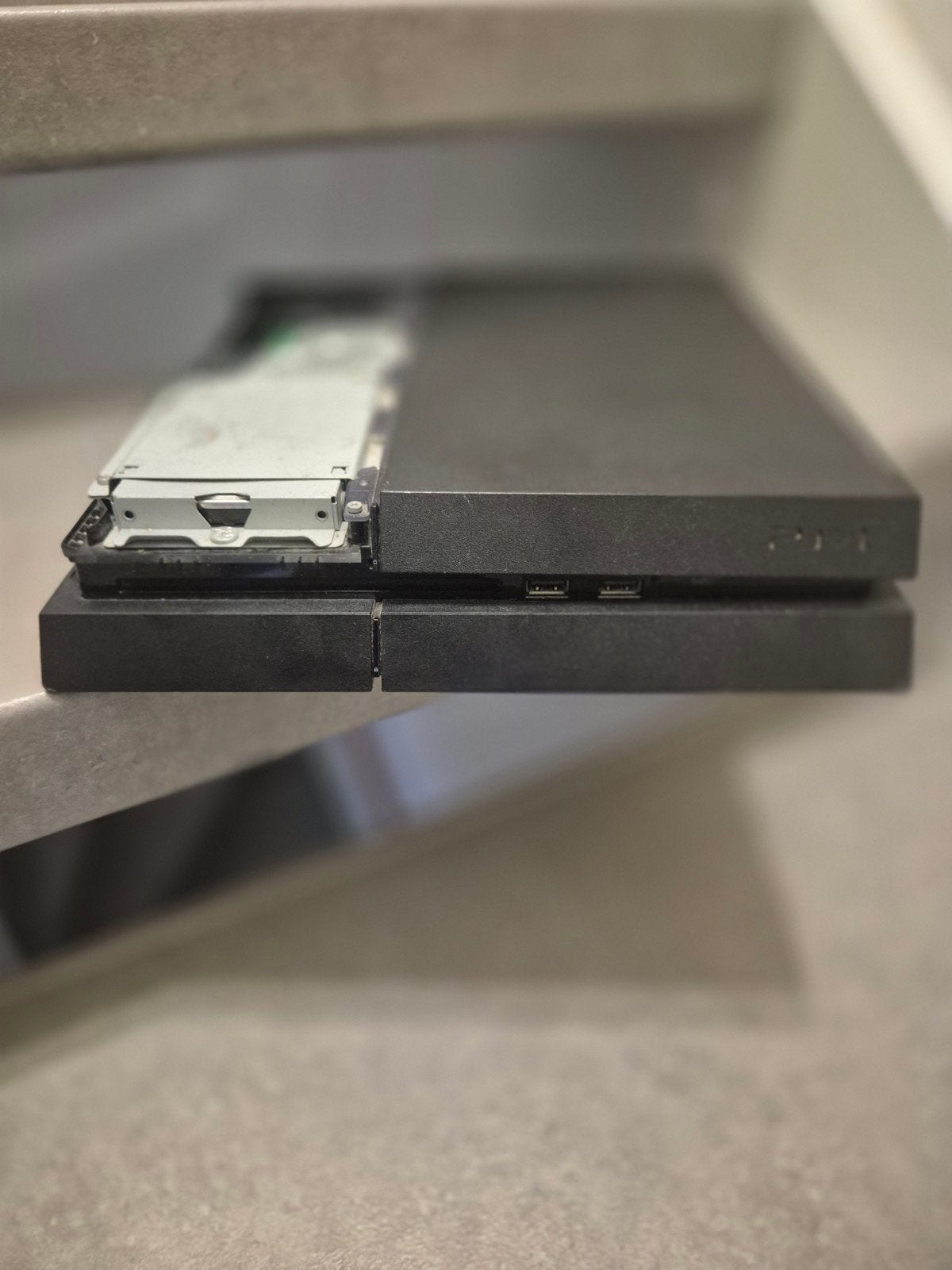PS4 met 6 games - werkt perfect ondanks kap, Ophalen, 1 TB, Met 1 controller, Original