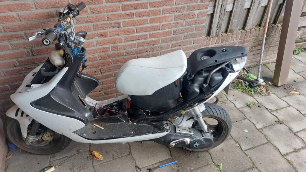 Yamaha aerox met kenteken, Ophalen of Verzenden, Zo goed als nieuw, Tweetakt, Aerox
