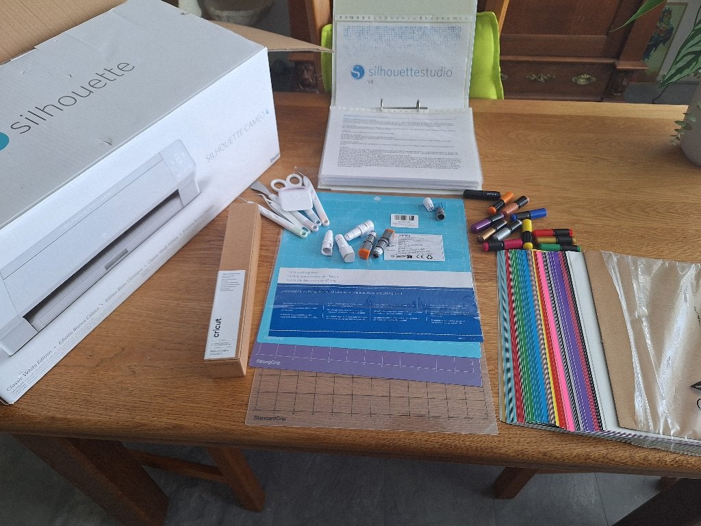 Silhouette cameo 4, Ophalen, Gebruikt, Machine, Wit
