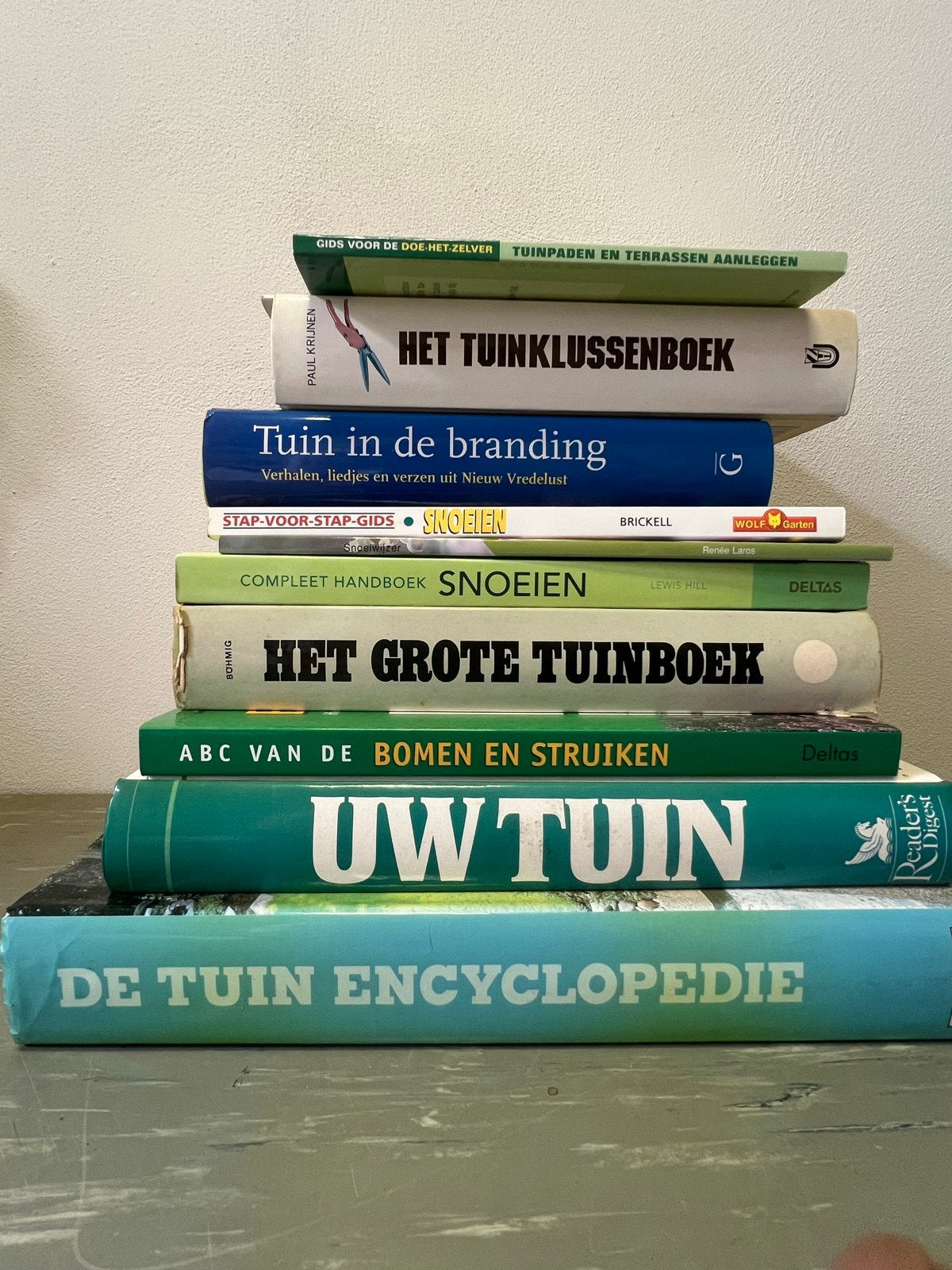 Grote collectie tuinboeken - Alles over tuinieren, Ophalen of Verzenden, Gelezen, Tuinieren en Tuinplanten