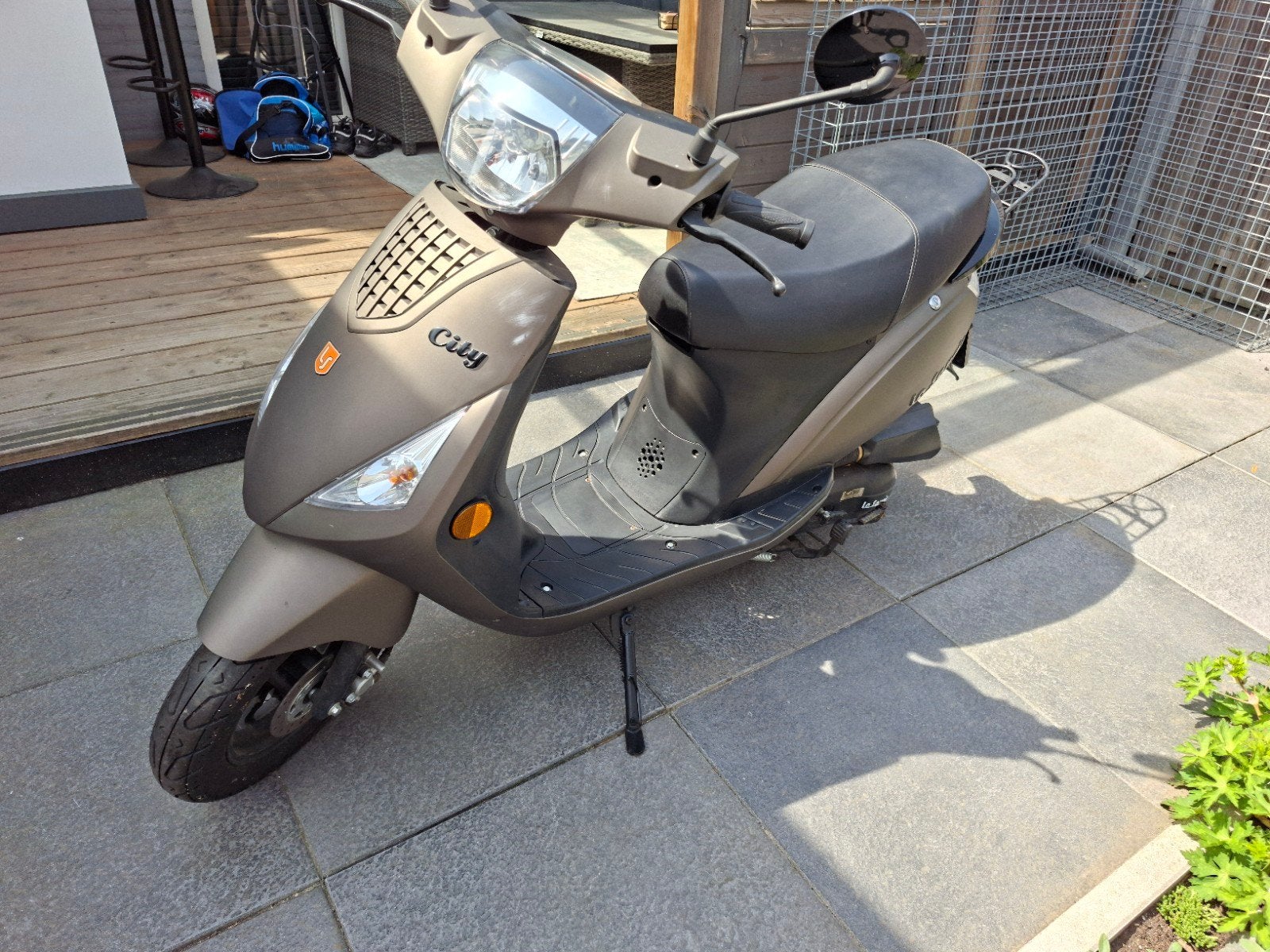 La Souris City snorscooter weinig km's!, Zo goed als nieuw, Benzine, Ophalen, Overige merken