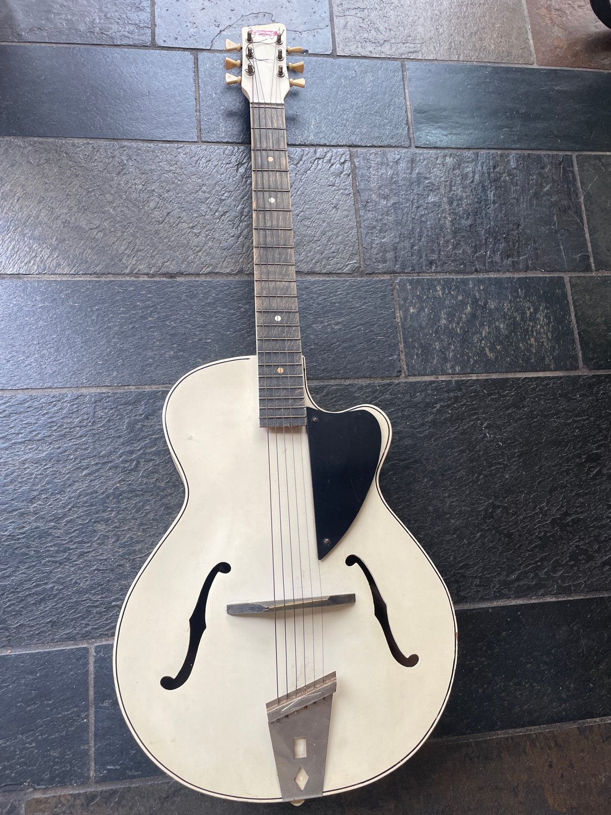 Vintage Egmond Archtop Gitaar - Wit, Ophalen, Gebruikt, Western- of Steelstringgitaar