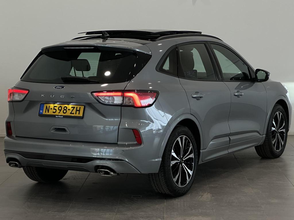 Ford Kuga 1.5 EcoBoost ST-Line X | Panoramadak | Lichtmetale, Voorwielaandrijving, Bedrijf, Handgeschakeld, 3 cilinders
