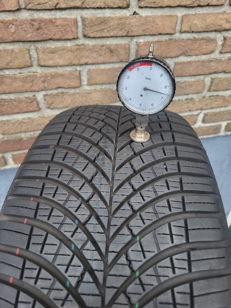 4 x 245/45/18 Goodyear Allseasons ZGAN 400,- Incl Montage !, 18 inch, 245 mm, Goodyear, Nieuw