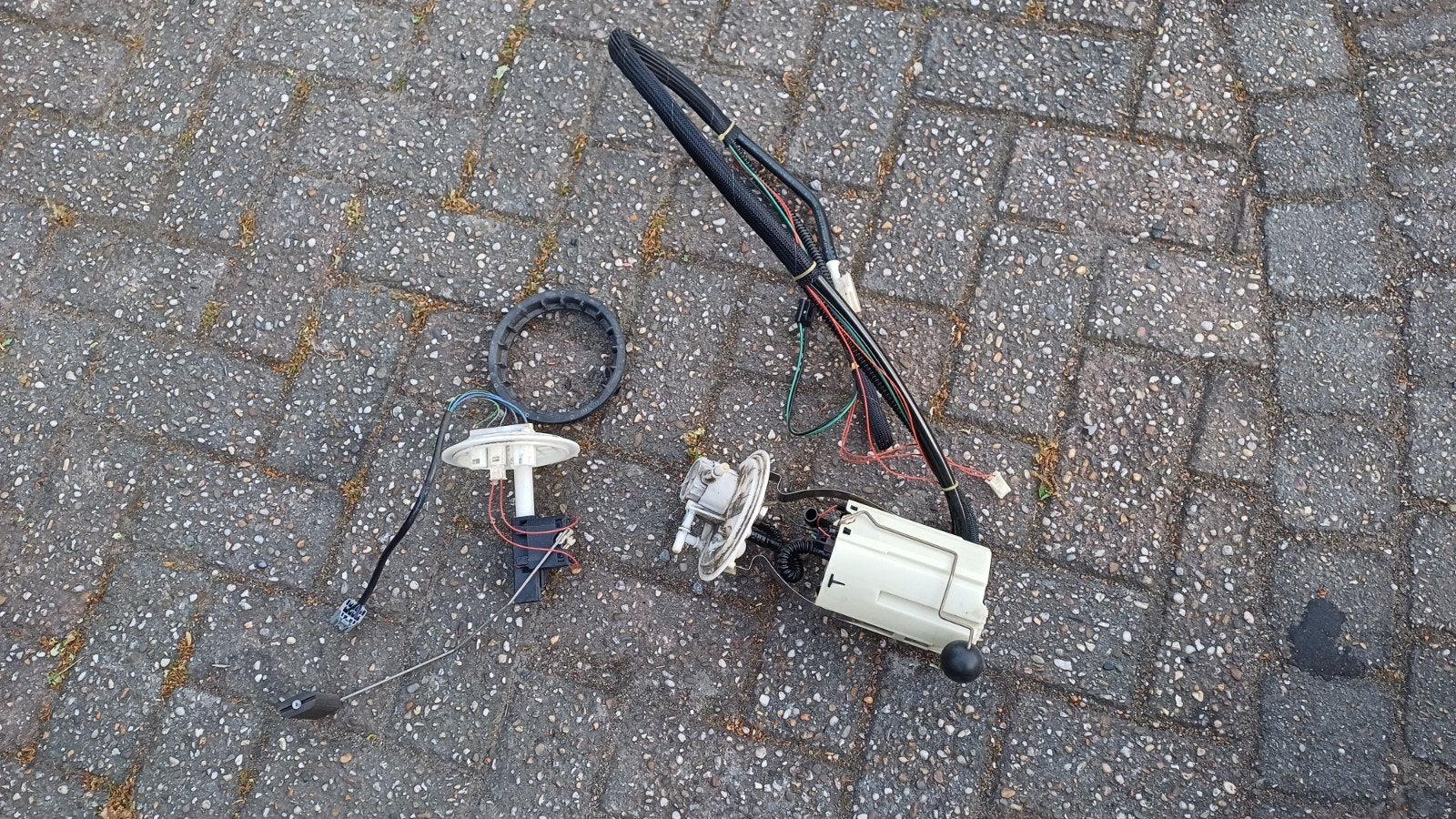 Brandstofpomp benzinepomp vlotter Volvo V70n 2.3 T5, Auto-onderdelen, Ophalen, Gebruikt