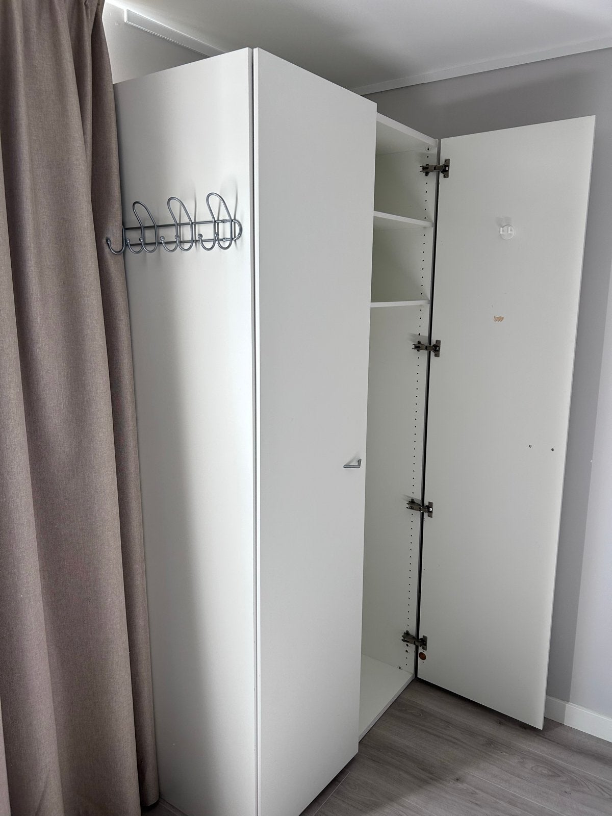 Ikea kledingkast met hang- en legdelen, softclose deuren, Ophalen, 200 cm of meer, 50 tot 100 cm, Zo goed als nieuw