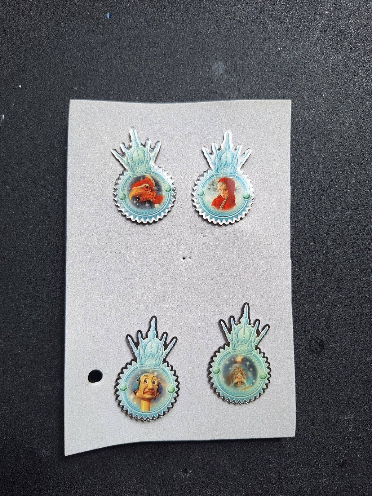 4 Efteling pins 10 jaar winter Efteling, Verzamelen, Efteling, Ophalen of Verzenden, Zo goed als nieuw, Button of Speldje