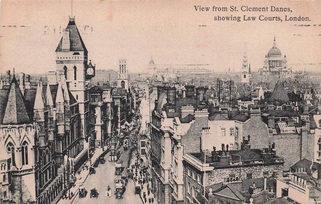 702-315-003 View From St Clement Danes Showing Law Courts L, Verzenden, Voor 1920, Engeland