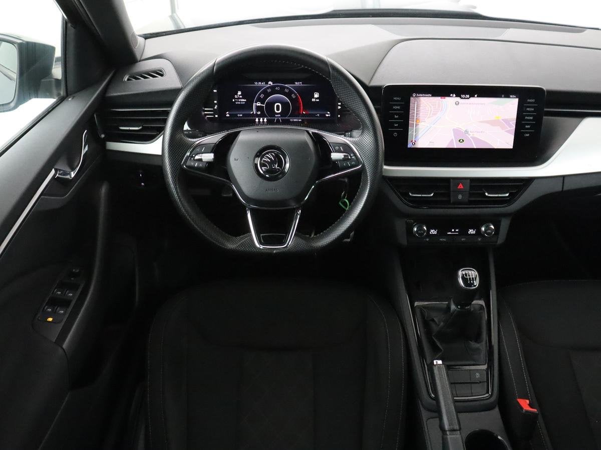 Skoda Kamiq 1.0 TSI Sport | Virtual Cockpit | Carplay | Navi, Auto's, Skoda, Voorwielaandrijving, 1131 kg, Gebruikt, 49 €/maand