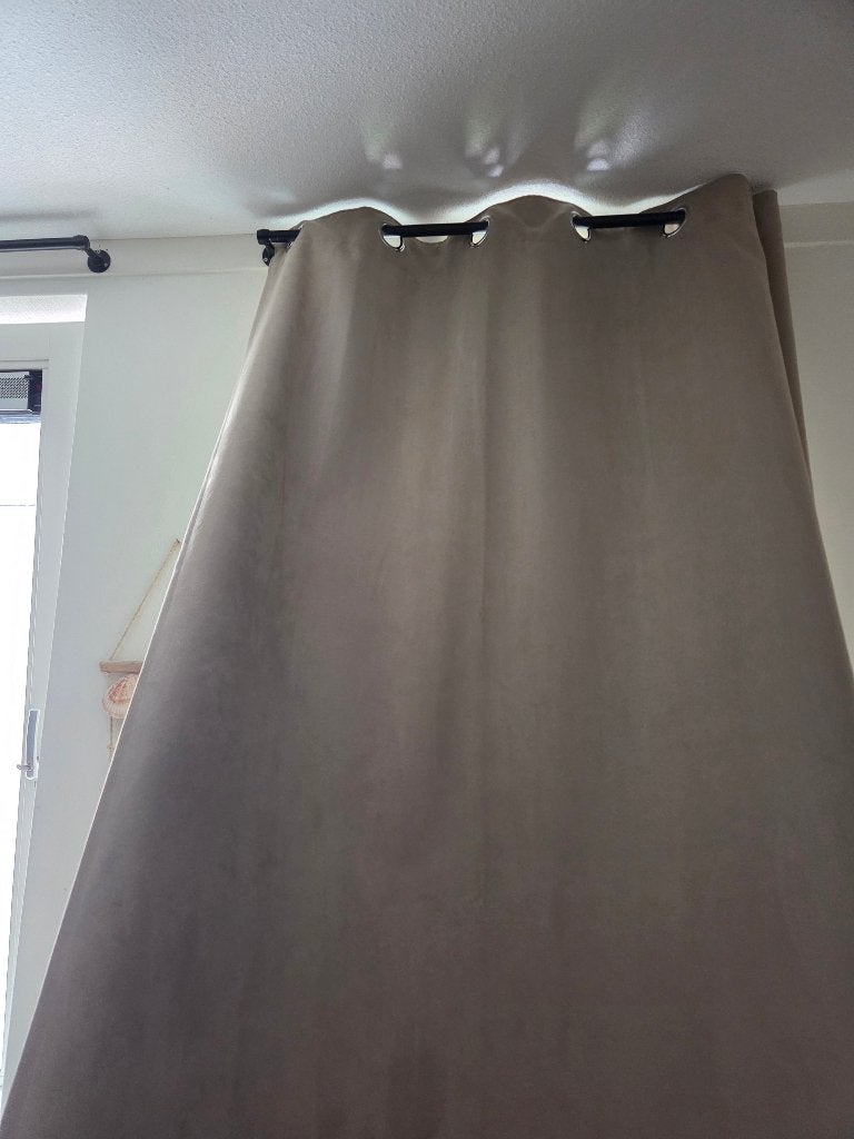 Verduisterende gordijnen voor slaapkamer, Huis en Inrichting, Stoffering | Gordijnen en Lamellen, Ophalen, Beige, Met ringen, Gordijn