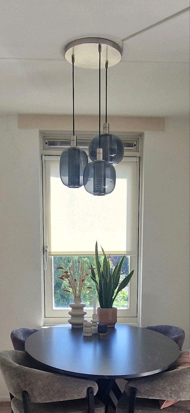 HÖGVIND Plafondlamp voor 3 lampen, vernikkeld/grijs glas, Ophalen, Overige fittingen, Zo goed als nieuw, Glas