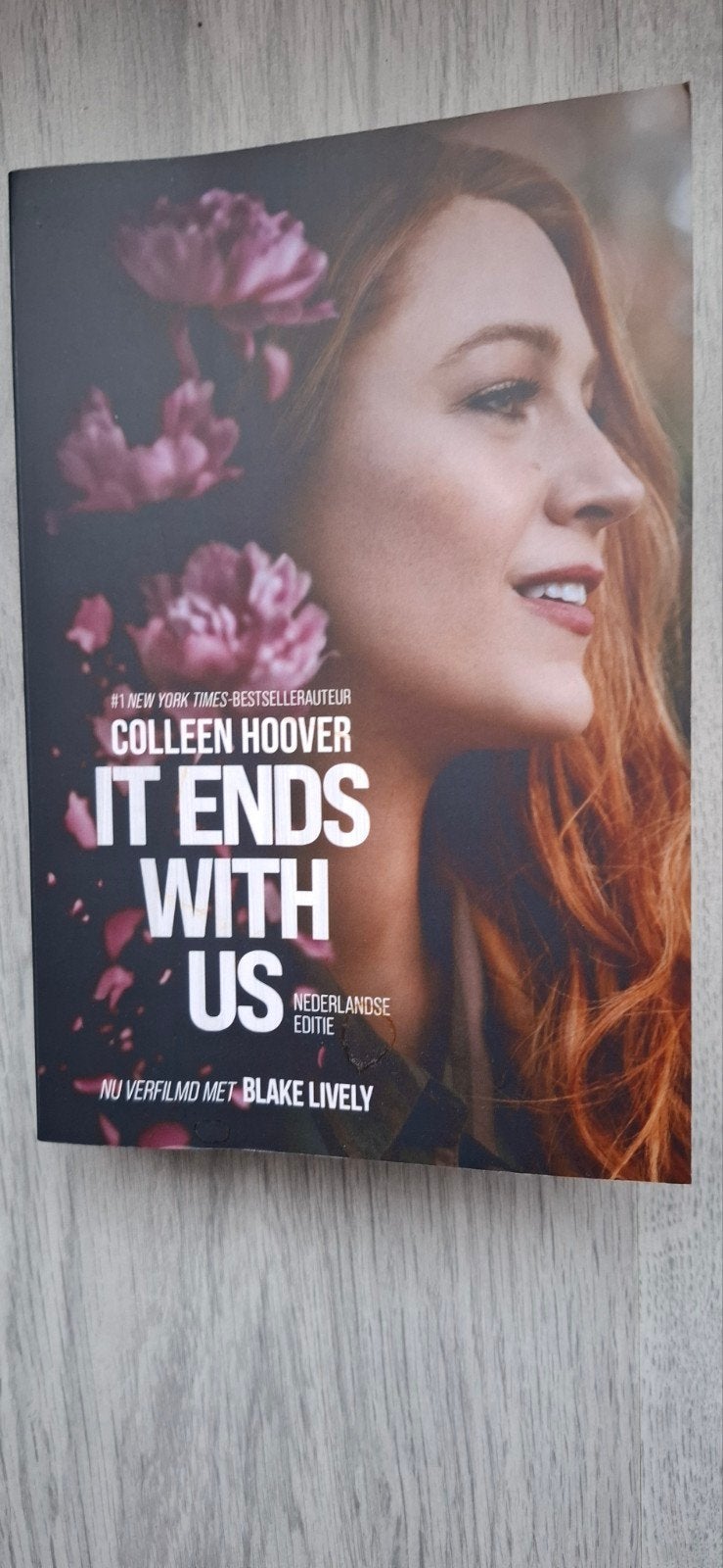 It Ends With Us - Colleen Hoover (Nederlandse editie), Ophalen of Verzenden, Zo goed als nieuw, Colleen Hoover, Nederland