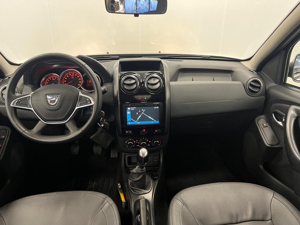 Dacia Duster 1.2 TCe 4x2 Blackshadow / Navi / (bj 2017), Auto's, Dacia, Voorwielaandrijving, 12 maanden, Gebruikt, Euro 6