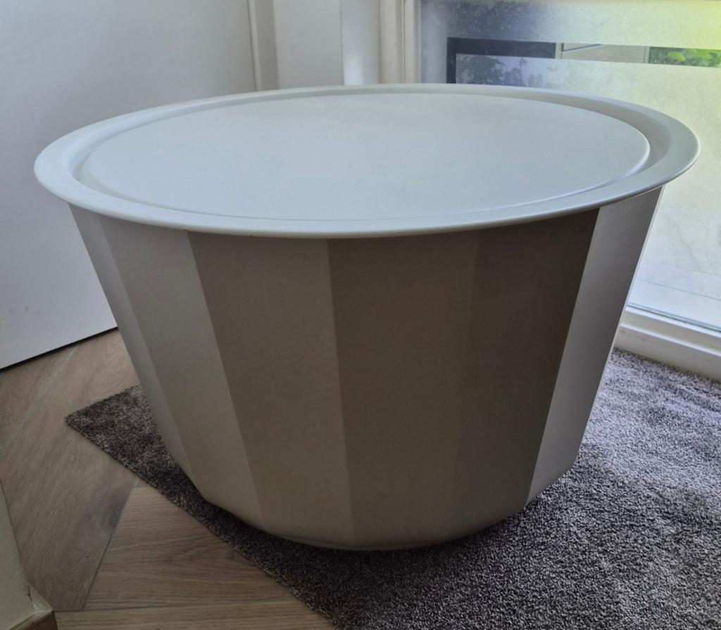 Salontafel ikea opbergpoef lagaskar, Tuin en Terras, Ophalen, Zo goed als nieuw, Rond, Kunststof