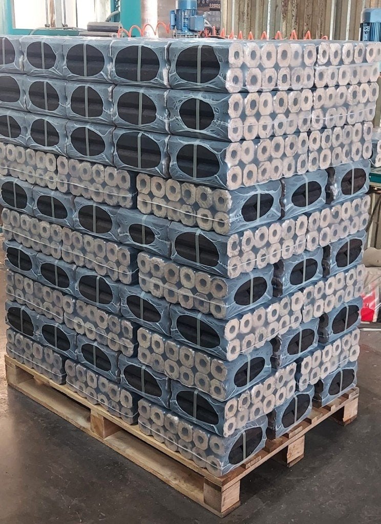 Pinikay briketten haardhout, Minder dan 3 m³, Ophalen, Eikenhout, Blokken