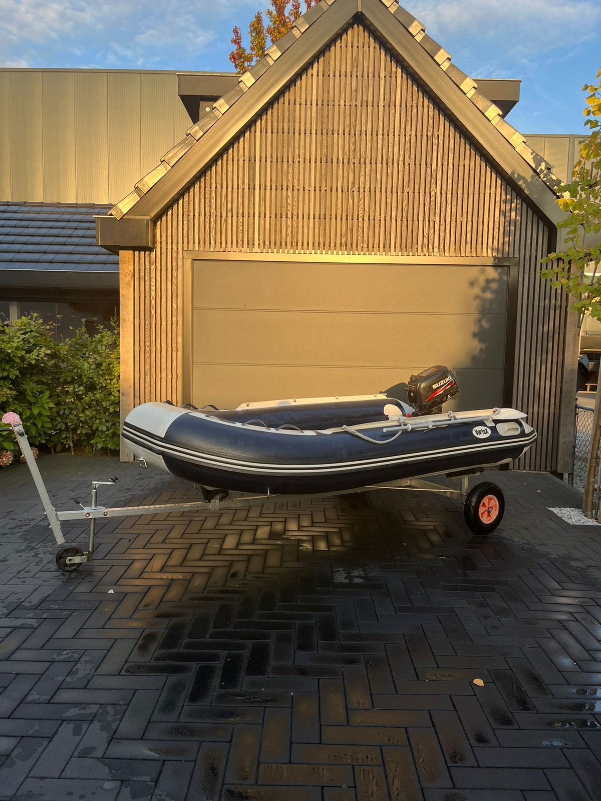 Vortex ribb met suzuki 6pk en trailer (nette staat), Watersport en Boten, Zo goed als nieuw, Ophalen, Polyester/glasvezel, 6 pk