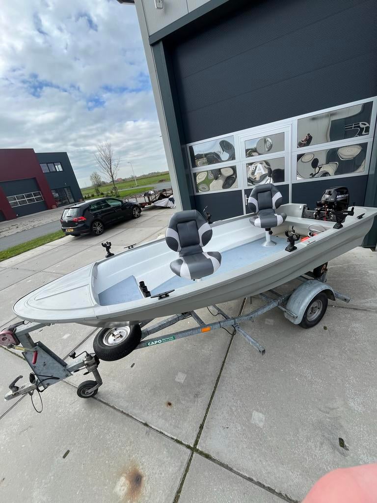 Complete Visboot Placom 420 met Pega Trailer & 9.9 Mercury, Watersport en Boten, Vis- en Consoleboten, Zo goed als nieuw, Benzine