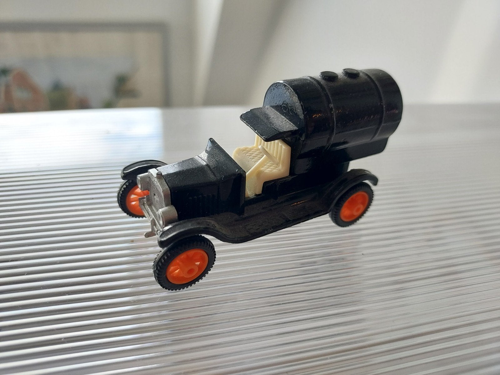 Vintage Speelgoed Tankwagen - Zwart met Oranje Wielen, Ophalen of Verzenden, Gebruikt, Overige typen
