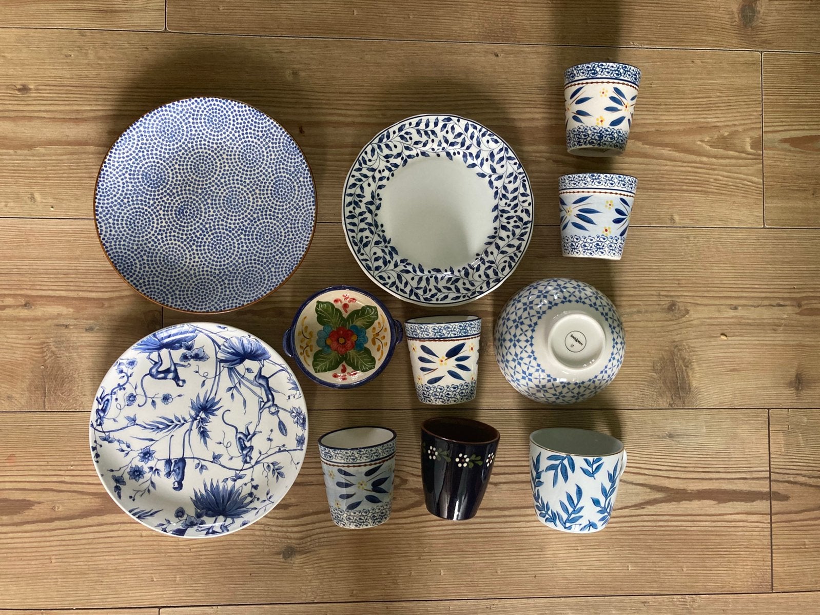 Blauw wit servies bordjes mok kom, Ophalen of Verzenden, Zo goed als nieuw, Aardewerk, Overige stijlen
