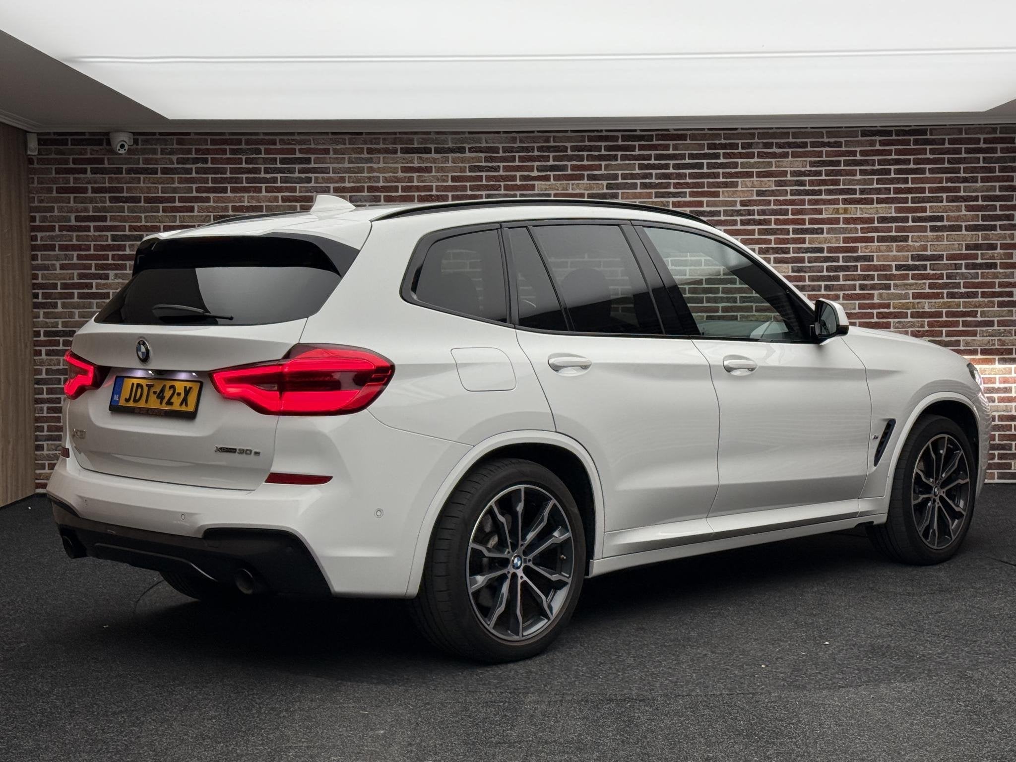 BMW X3 xDrive30e High Executive M Sport Leer Xenon Camera, 1998 cc, Gebruikt, Euro 6, 4 cilinders