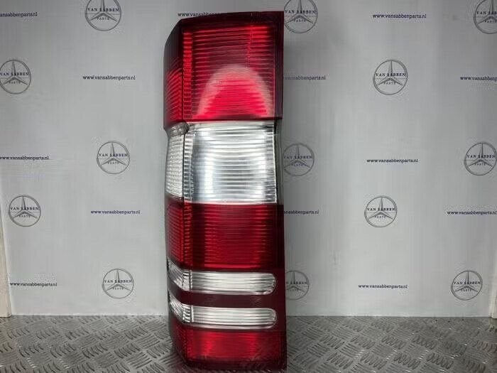 Achterlicht links van een Mercedes Sprinter, Auto-onderdelen, Verlichting, Gebruikt, Ophalen of Verzenden