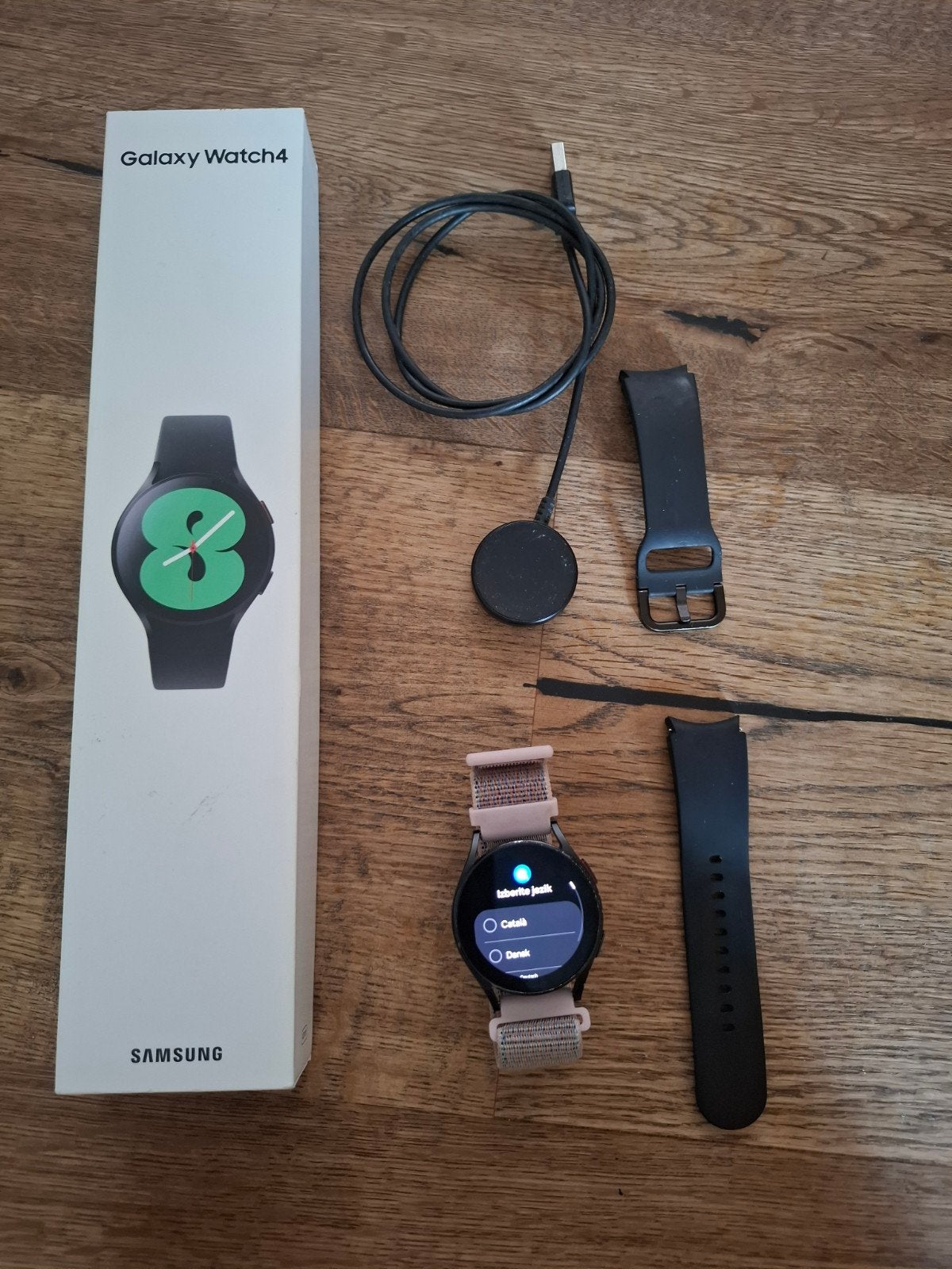 Samsung Galaxy Watch 4 (40mm) – Met extra bandje!, Ophalen, Gebruikt, Zwart, Android