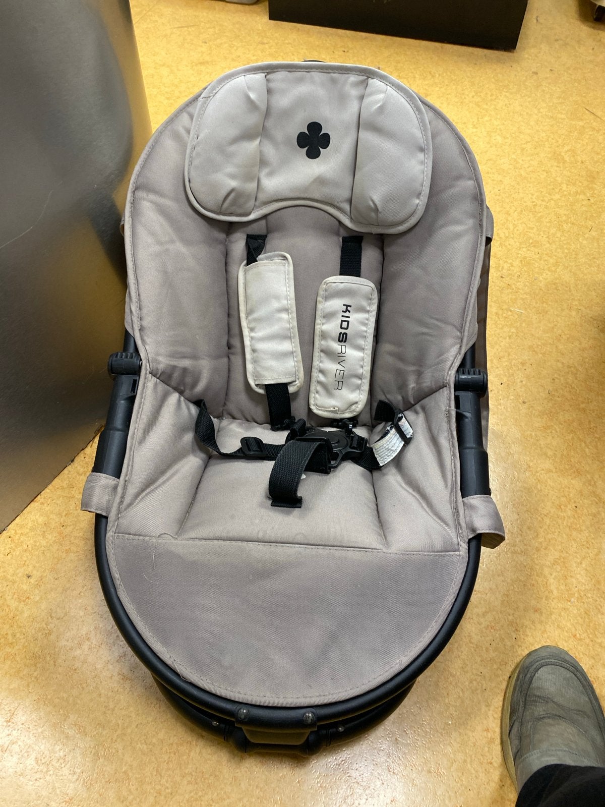 Kidsriver autostoel/babyzitje - Zo goed als nieuw, Overige merken, Autogordel, Zo goed als nieuw, 0 t/m 13 kg