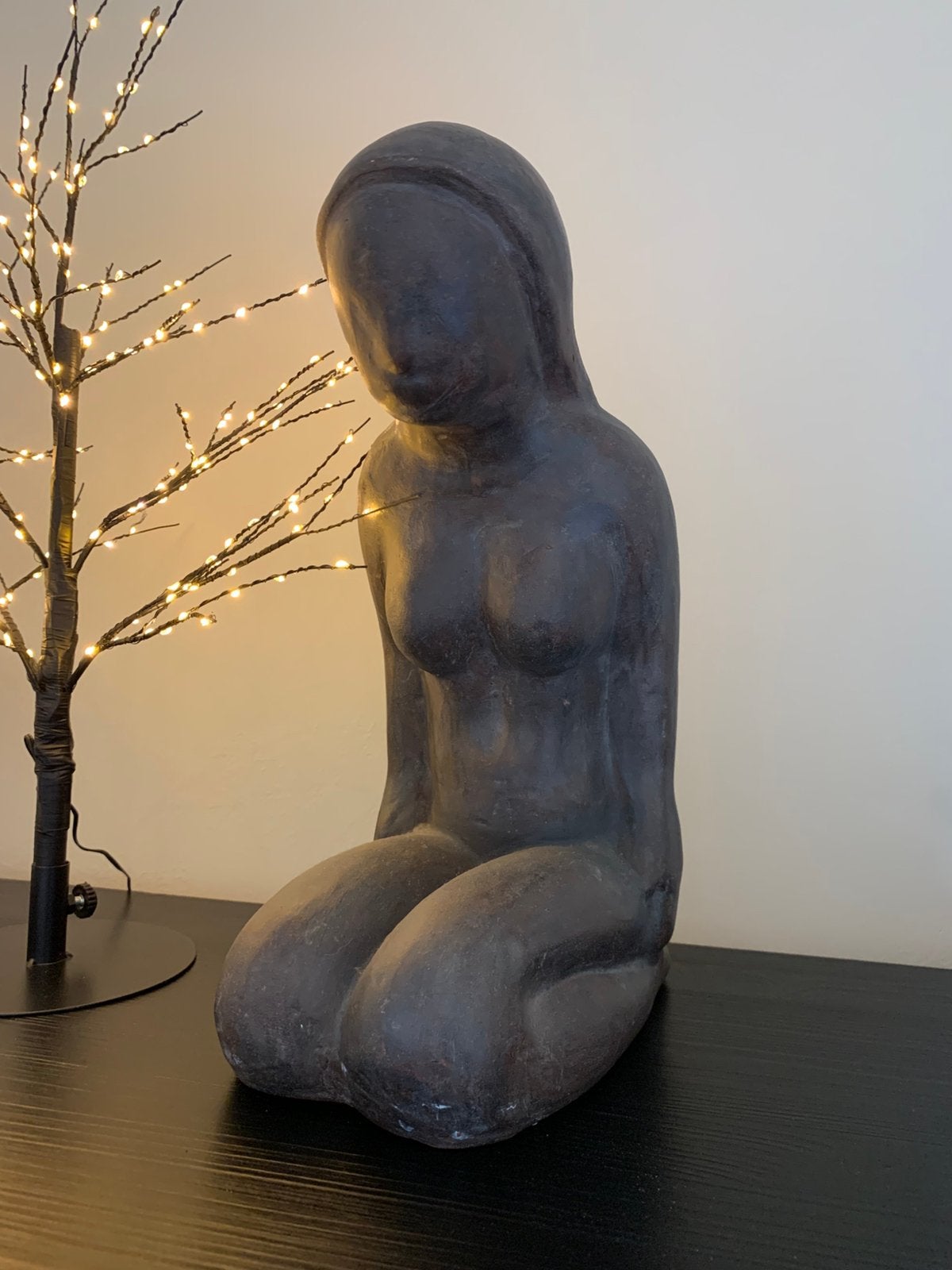 Vrouwen beeld, Antiek en Kunst, Kunst | Beelden en Houtsnijwerken, Ophalen, Beeld, Grijs, Vrouw