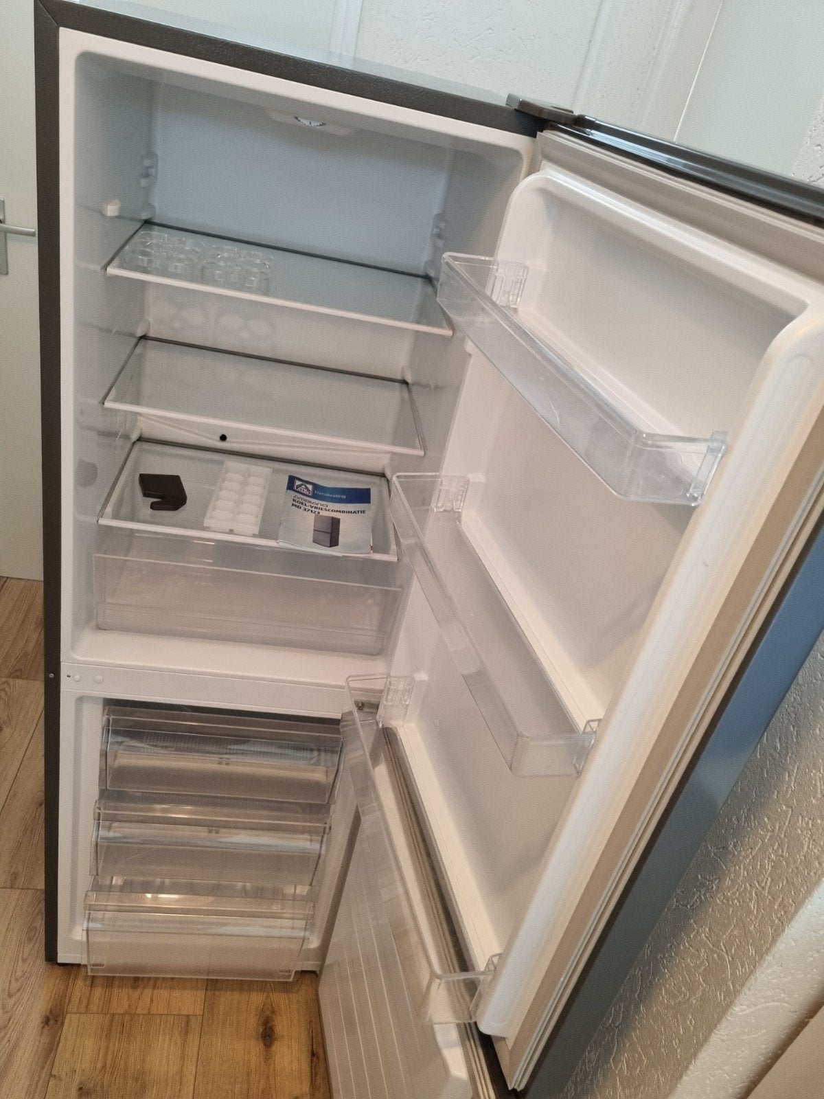 Koel-vriescombinatie Ambiano MD 37123 230L, Gebruikt, 200 liter of meer, Met aparte vriezer, 45 tot 60 cm