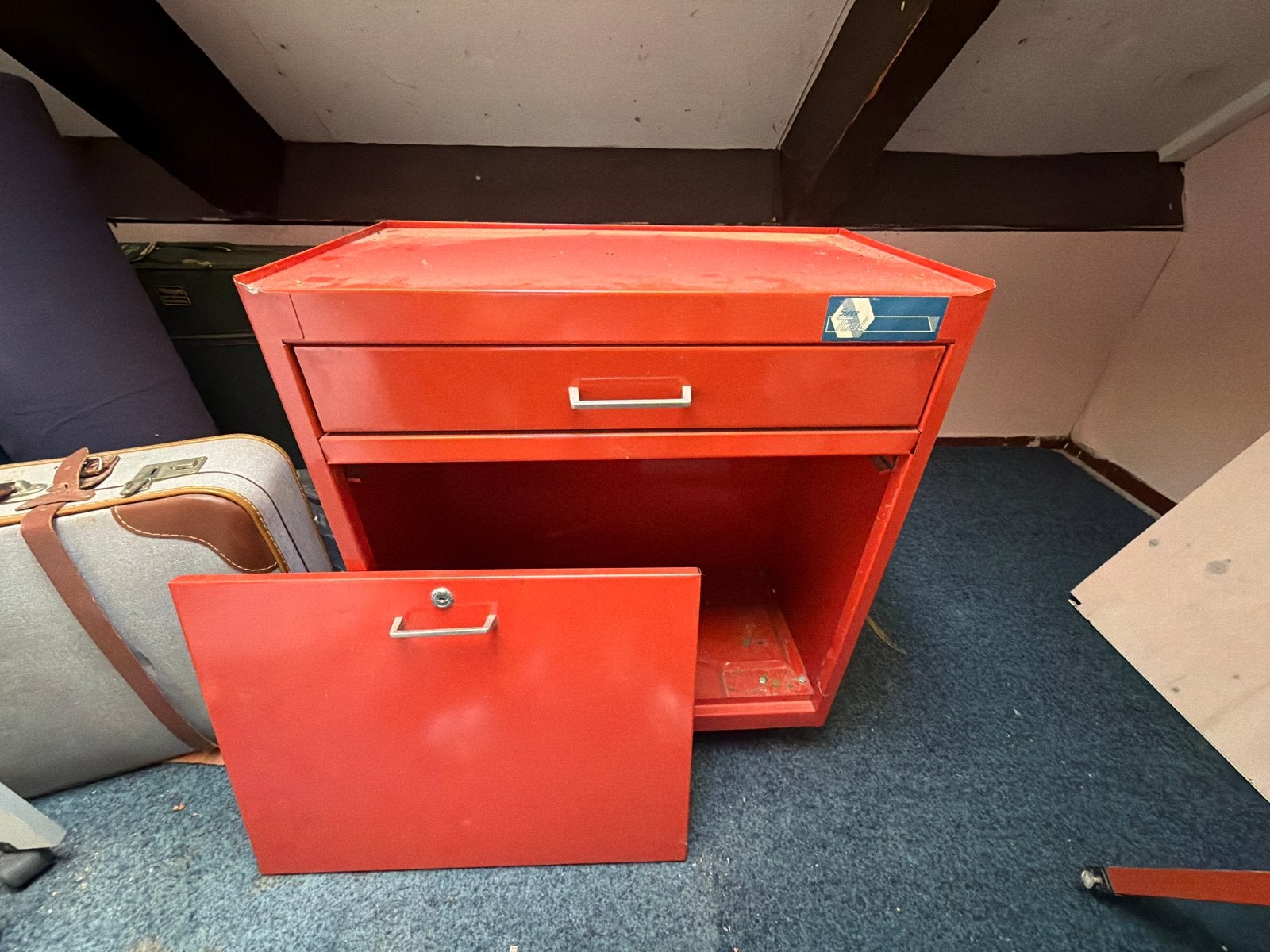 Vintage rode metalen ladekast, Huis en Inrichting, Ophalen, Gebruikt