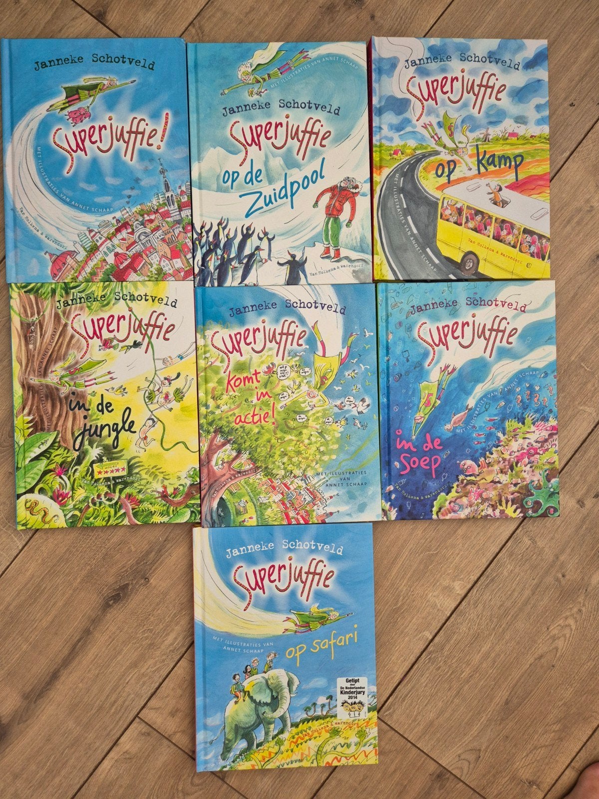 Superjuffie boekenreeks - 7 delen - Janneke Schotveld, Boeken, Ophalen of Verzenden, Zo goed als nieuw, Janneke Schotveld, Fictie
