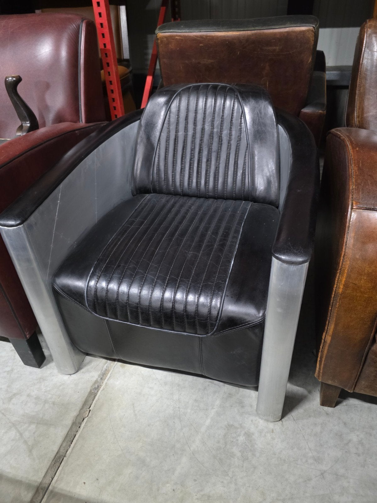 Vintage Zwarte Leren Fauteuil met Aluminium Aviator