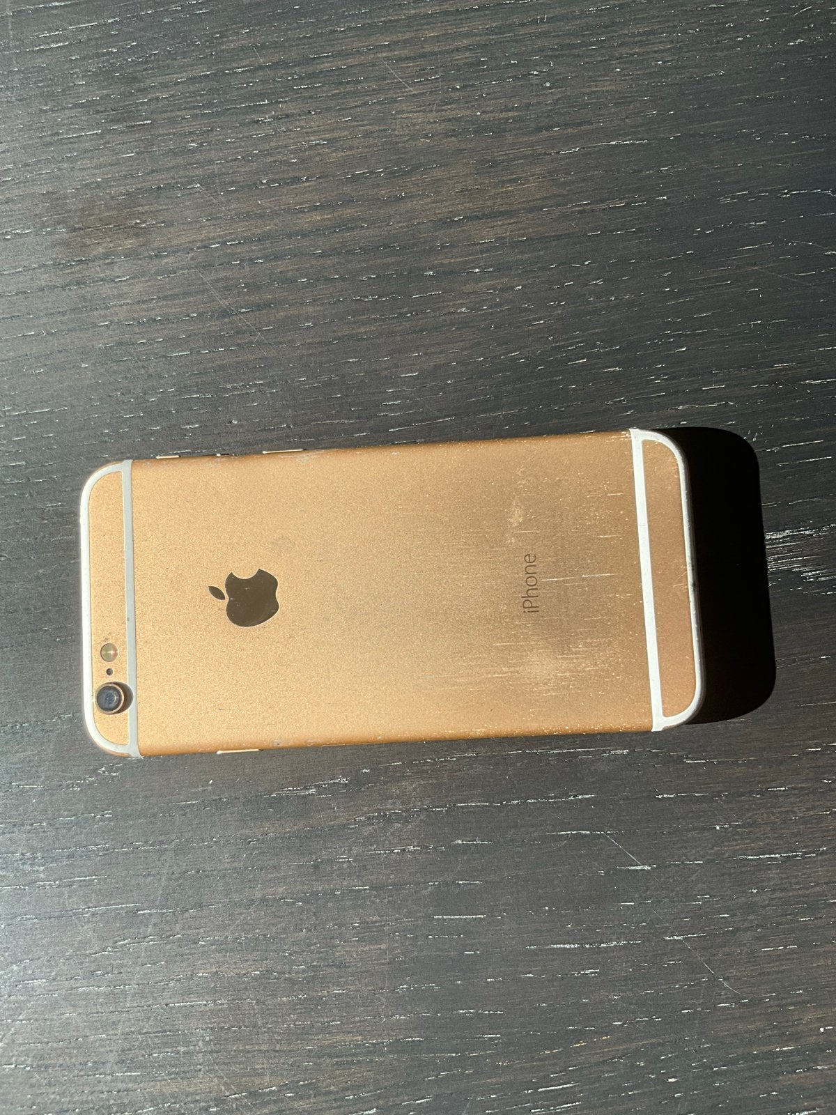 Gebruikte iPhone 6 Goud - 16 GB, Telecommunicatie, Gebruikt, Ophalen of Verzenden, Zonder simlock, IPhone 6
