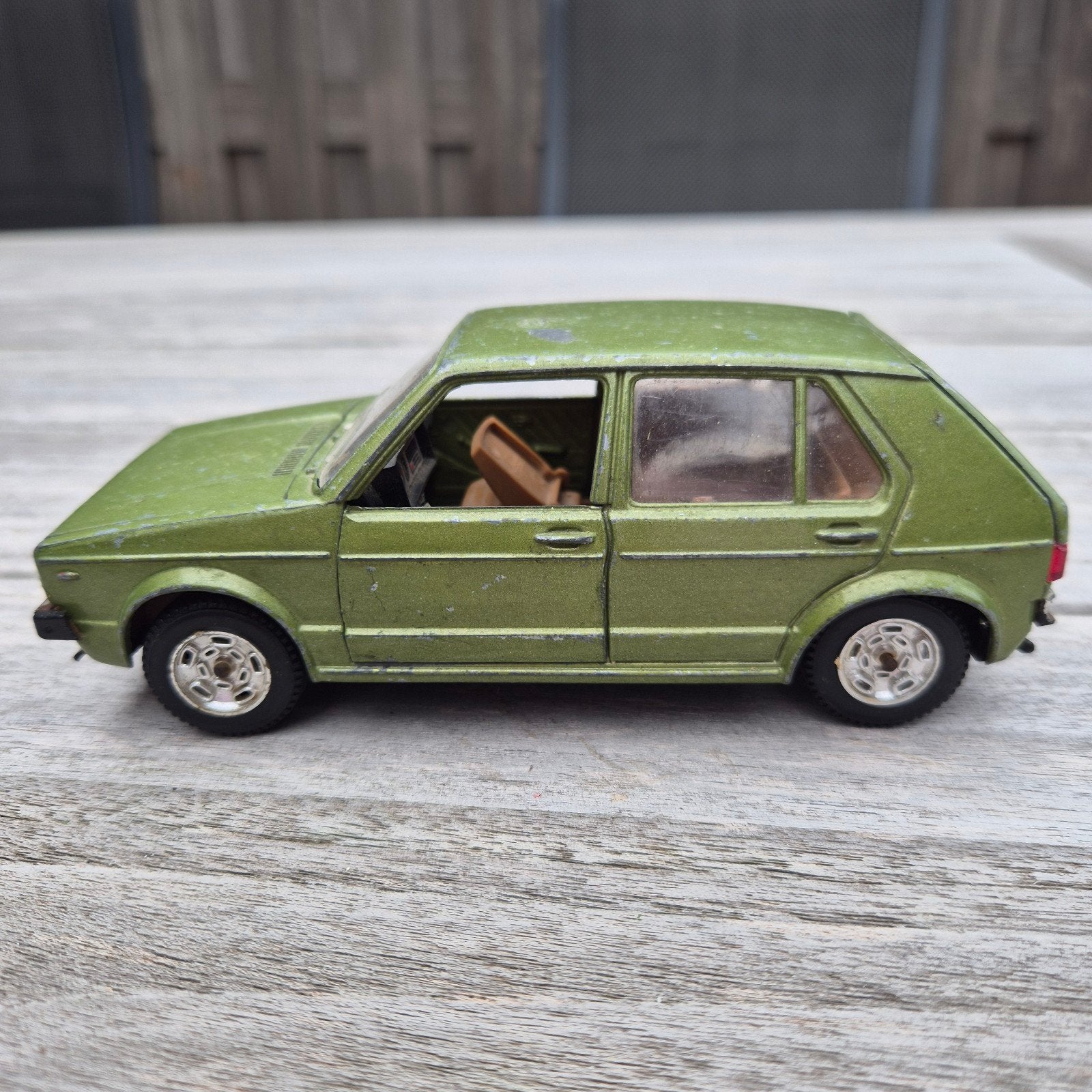 Vintage Mebetoys Volkswagen Golf Schaal 1/25 - Groen, Ophalen of Verzenden, Gebruikt