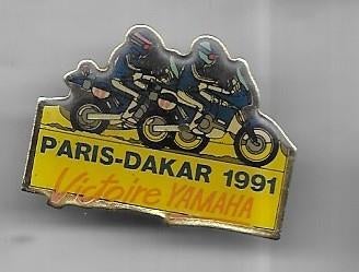 PARIJS DAKAR MOTORRIJDERS PIN, Verzamelen, Verzenden, Zo goed als nieuw, Overige onderwerpen, Speldje of Pin