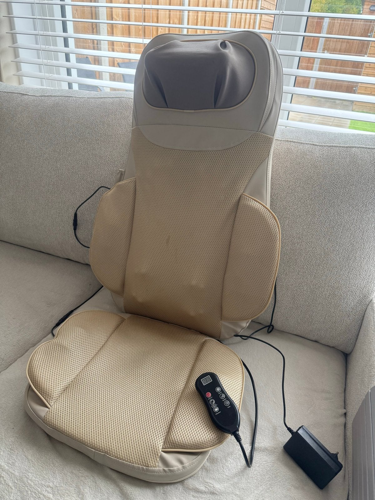 Comfortabele Massagestoel Opzetstuk met Warmtefunctie, Ophalen, Gebruikt, Massagestoel of Kussen