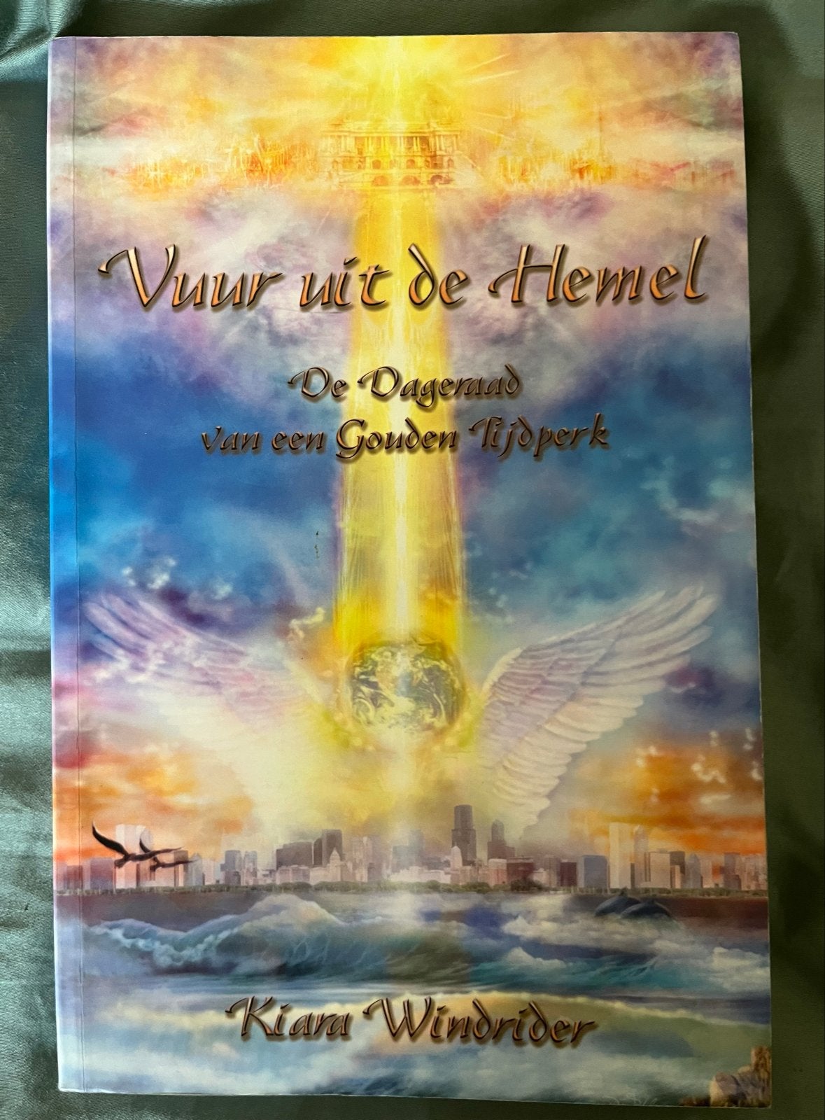 Vuur uit de Hemel - De Dageraad van een Gouden Tijdperk, Ophalen of Verzenden, Zo goed als nieuw, Spiritualiteit algemeen, Verhaal of Roman