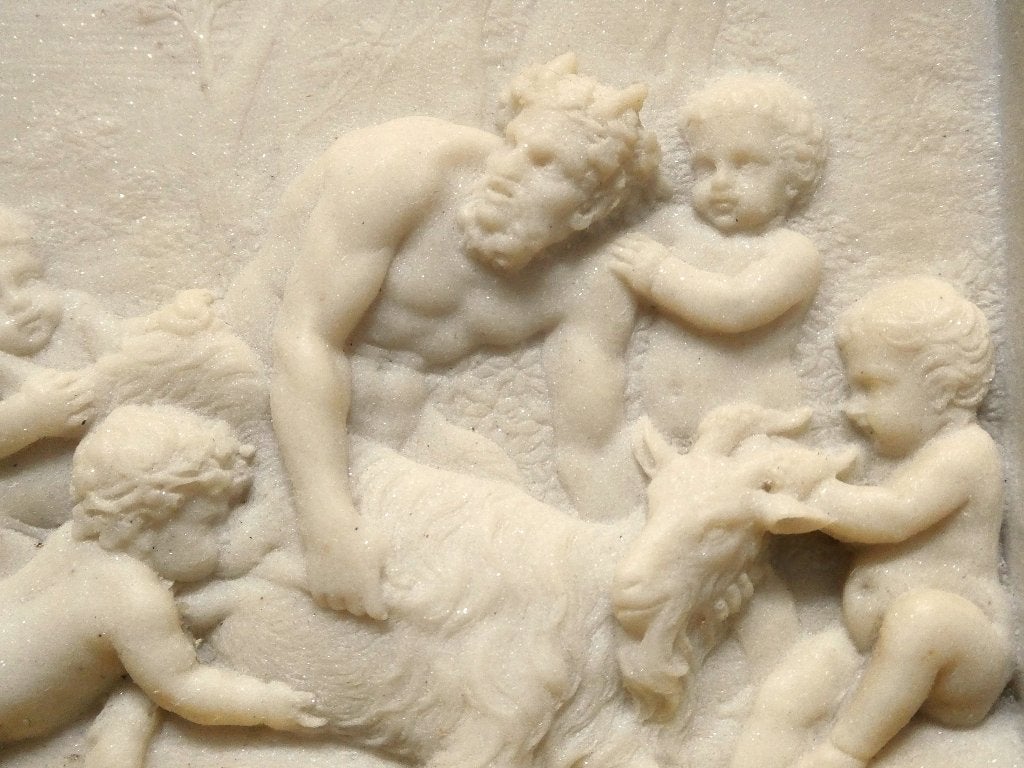 Albast plaquette gouden lijst Bacchanten putti geit God Pan, Ophalen of Verzenden