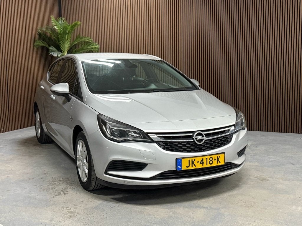 Opel Astra 1.0 Edition (bj 2016), Auto's, Gebruikt, Euro 6, 610 kg, 23 km/l