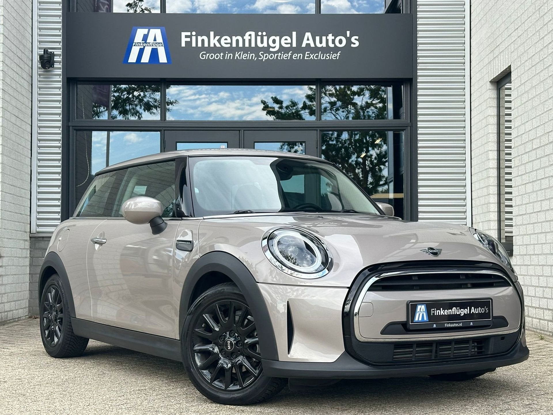 Mini 3-Deurs 1.5 Facelift |Apple.Carplay |Cruise |Sportstoel, Auto's, Mini, Voorwielaandrijving, Gebruikt, 4 stoelen, 102 pk