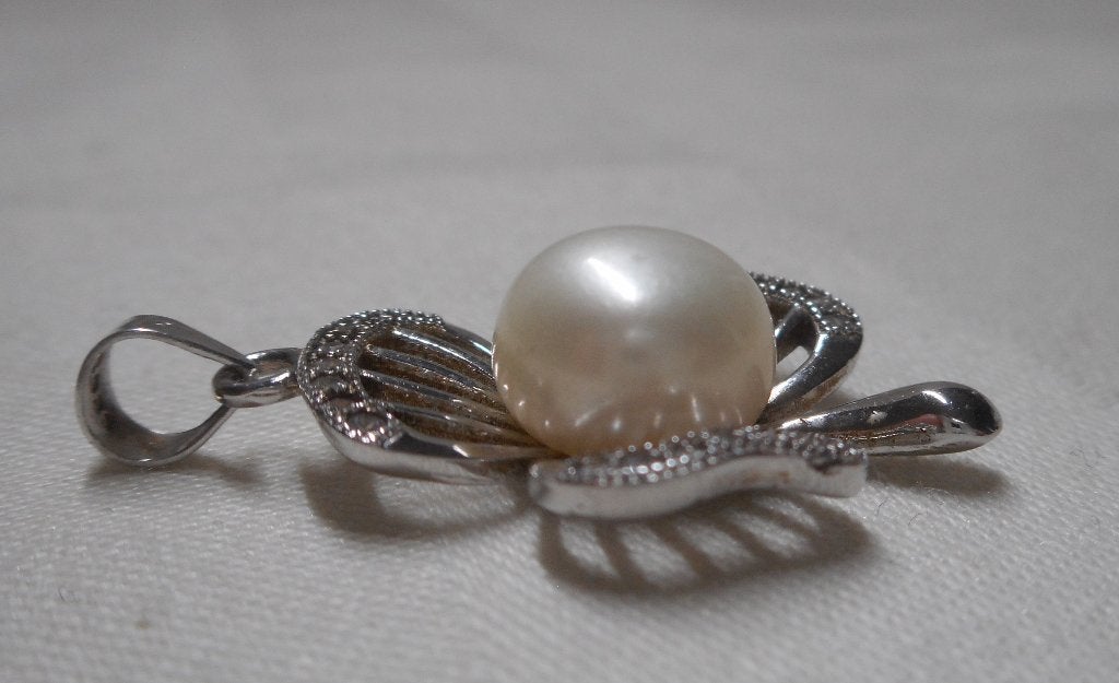 Prachtige zilveren hanger klaver met parel nr.1261, Sieraden, Tassen en Uiterlijk, Kettinghangers, Verzenden, Zo goed als nieuw