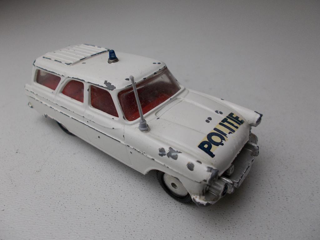 1960 Corgi Toys 419 FORD ZEPHYR PATROL CAR (DUTCH EXPORT!) B