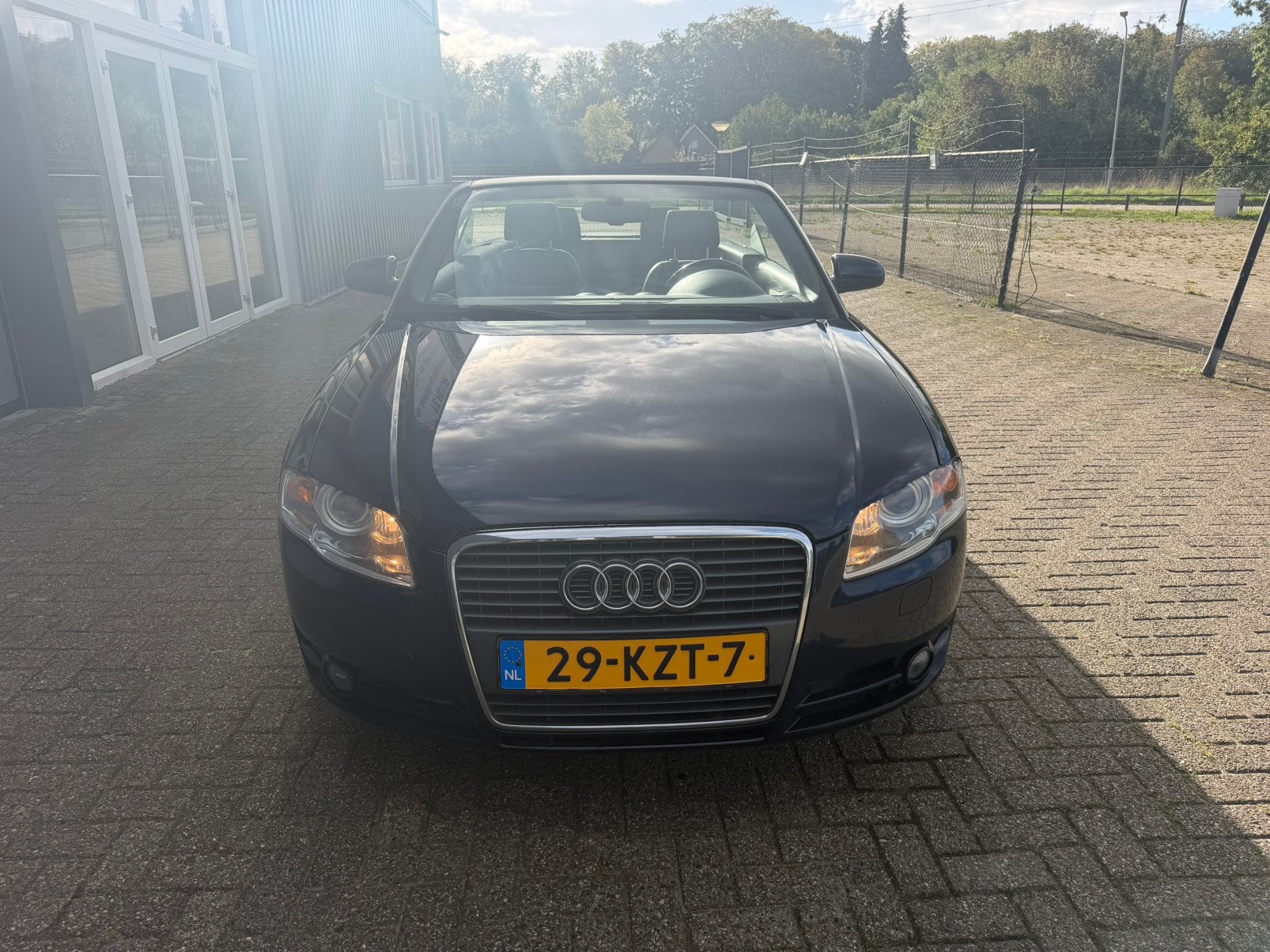 Audi A4 2.0 TDI 103KW Cabrio 2006 Blauw Leuke auto, Voorwielaandrijving, Zwart, 4 cilinders, Cabriolet