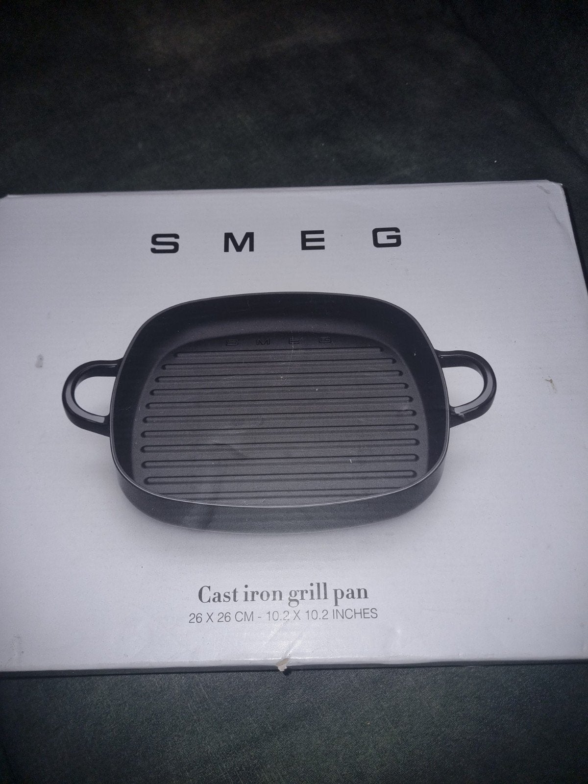 SMEG Gietijzeren Grillpan 26x26 cm - Nieuw in doos, Ophalen of Verzenden, Nieuw, Gietijzer, Koekenpan