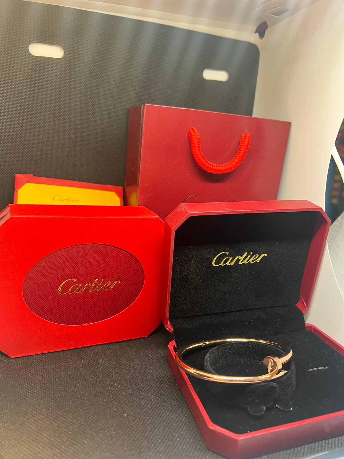 Cartier Love Armband met alle accessoires, Ophalen of Verzenden, Zo goed als nieuw, Goud