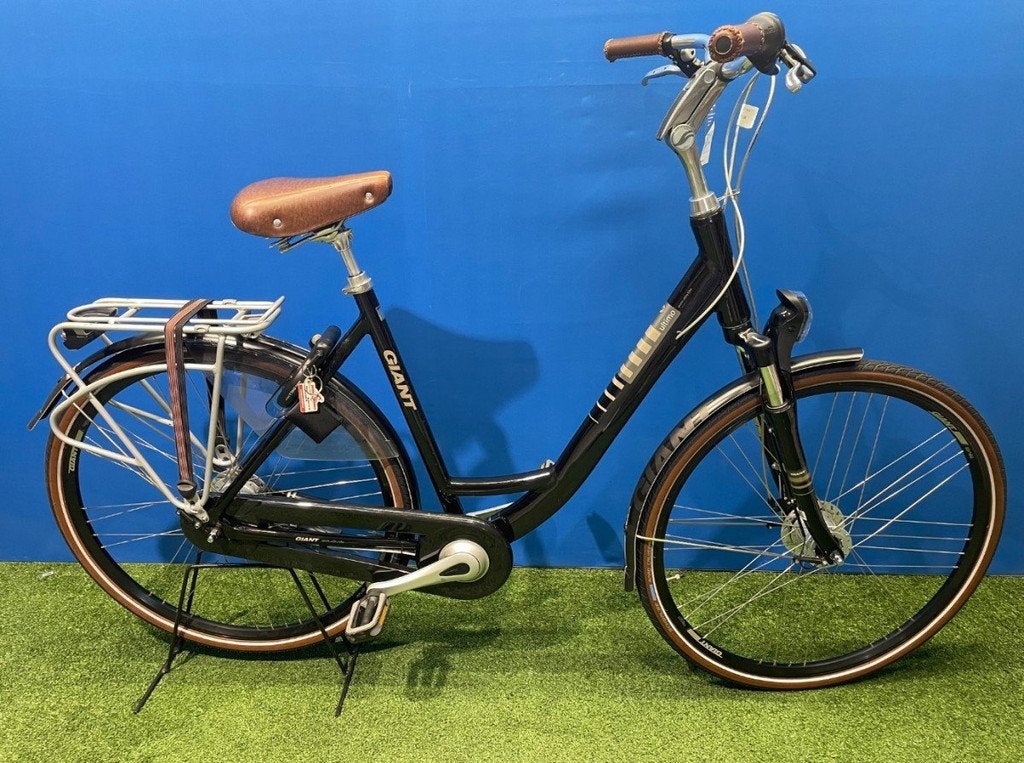 Giant Ultimo Cs Dames Zwart 55cm, Fietsen en Brommers, Fietsen | Dames | Damesfietsen, Gebruikt, Giant, 53 tot 56 cm