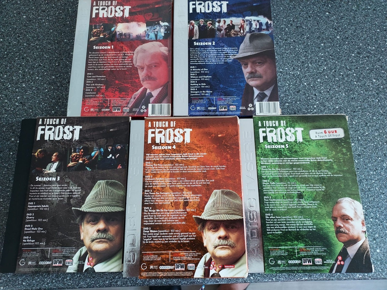 Frost deel 1 t/m 5, Alle leeftijden, Ophalen, Zo goed als nieuw, Detective en Krimi