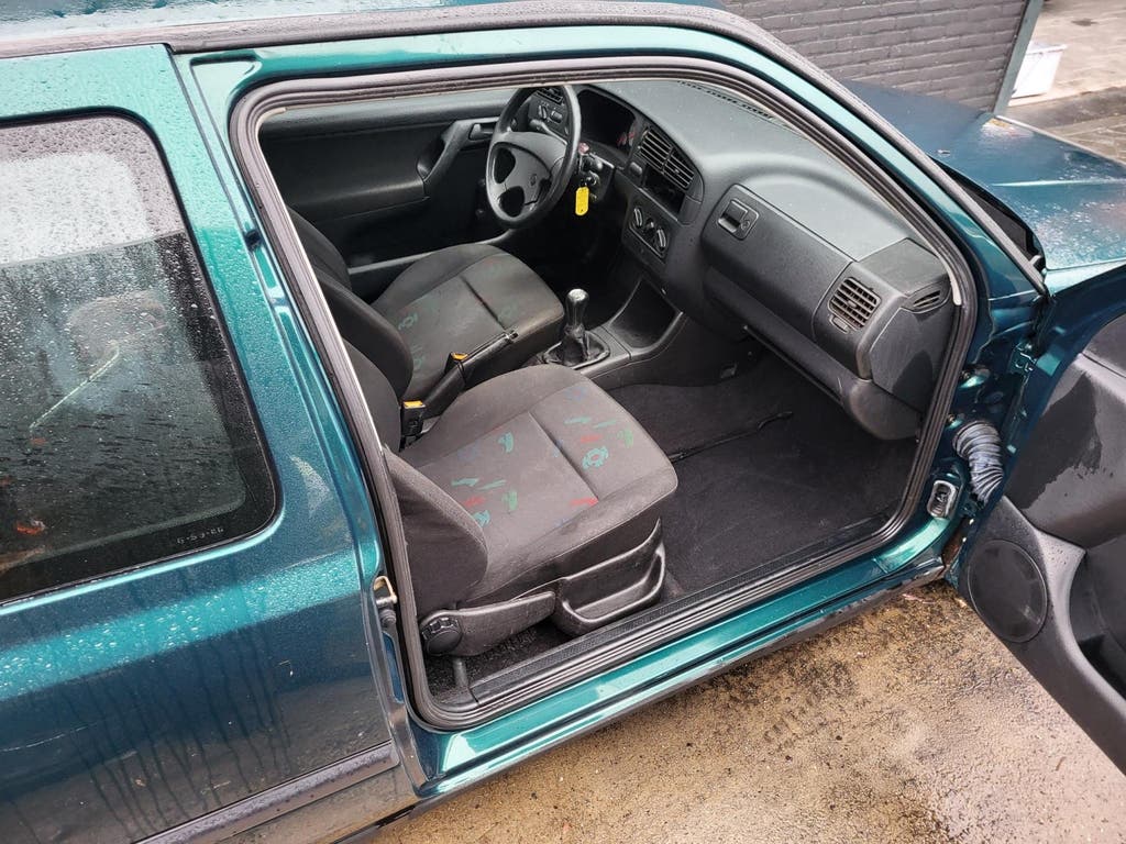 Volkswagen Golf 1.9 D CL kat.3drs, foto 8